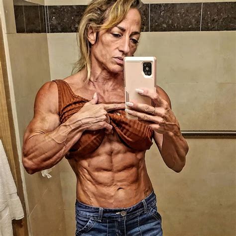 Muscle Mommys Porn Videos 